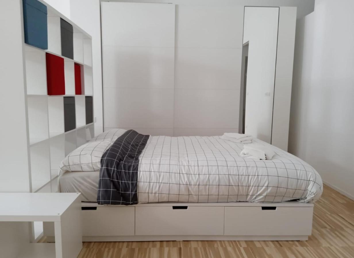 Open Space3 D'Apulia 11 Apartment Milan Luaran gambar